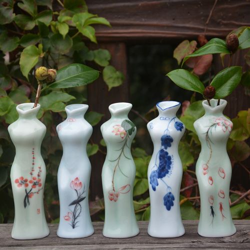手绘陶瓷旗人物花瓶中国风花插摆件花瓶桌面家居饰品摆件青瓷白瓷