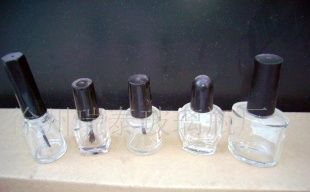 指甲油玻璃瓶,毛刷,塑料盖子,玻璃瓶[供应]_玻璃、陶瓷包装制品